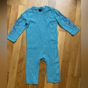 Baby Gap Long Sleeve Dragon Coverall Size 12-18M